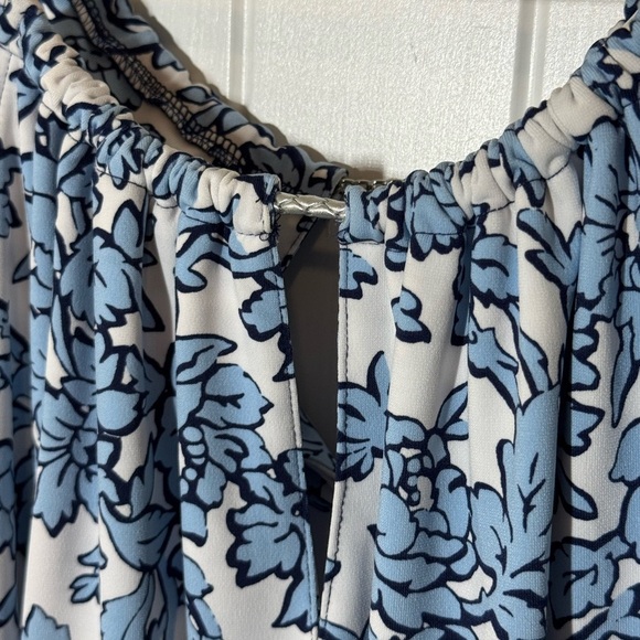 Michael Kors Blue Floral Sleeveless Blouse - Picture 4 of 7